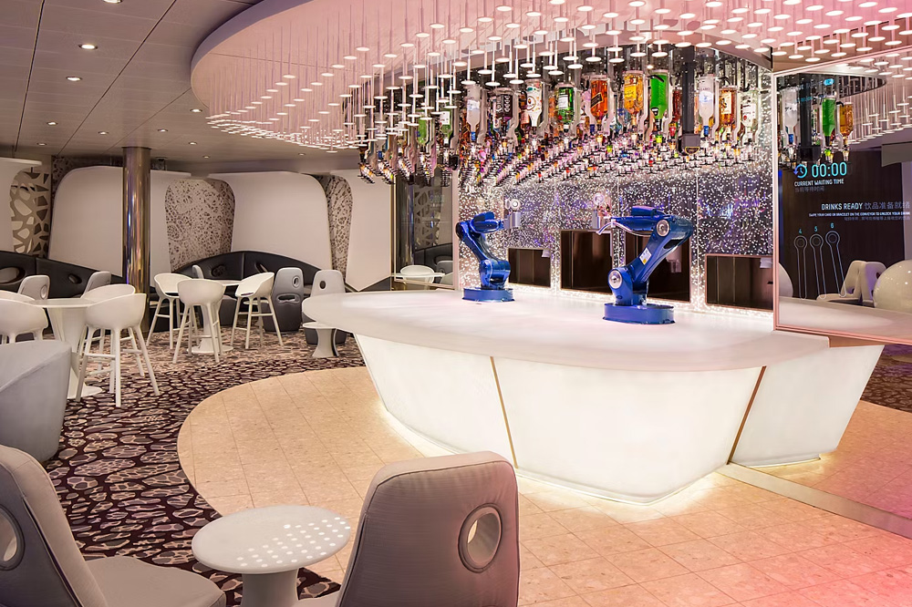 Anthem Of The Seas: Бар Bionic