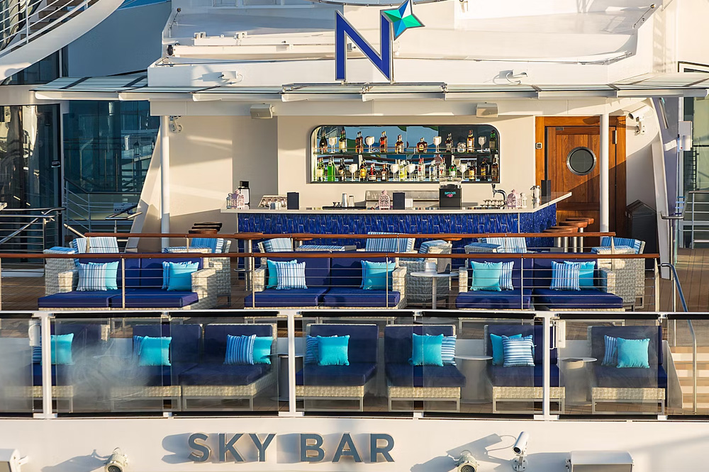 Anthem Of The Seas: Бар North Star Bar