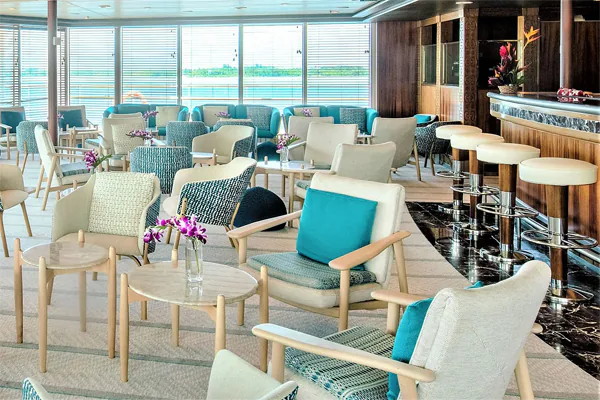 Лаундж-бар La Palette - палуба 8