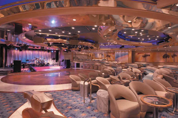 Бар Carousel Lounge