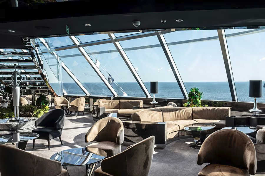 MSC Yacht Club Top Sail Lounge